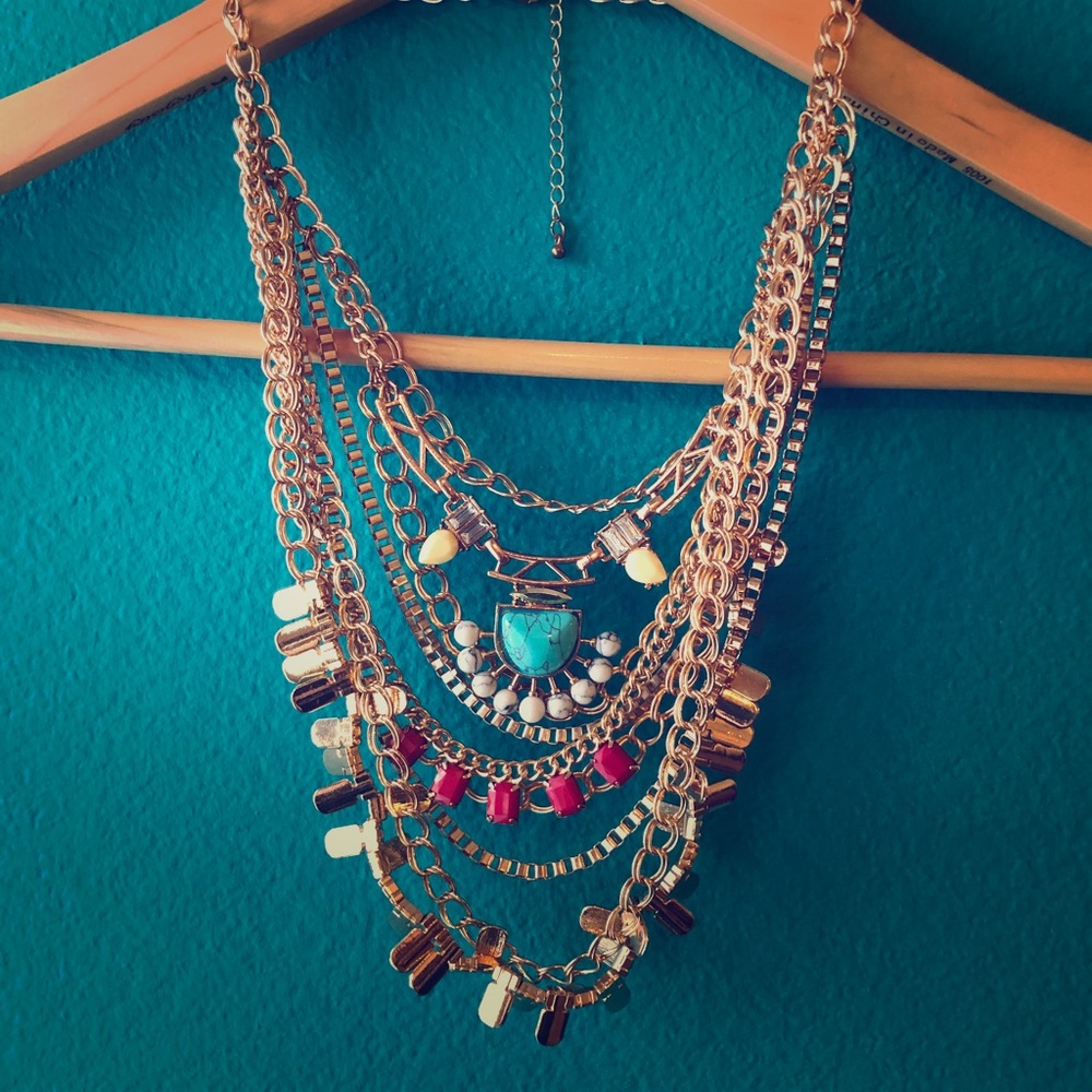 The Queen’s Necklace 